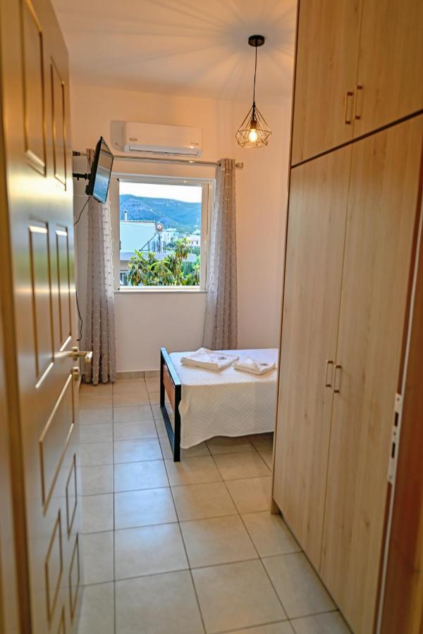 Artemis No1 Apartment Kíssamos Екстериор снимка